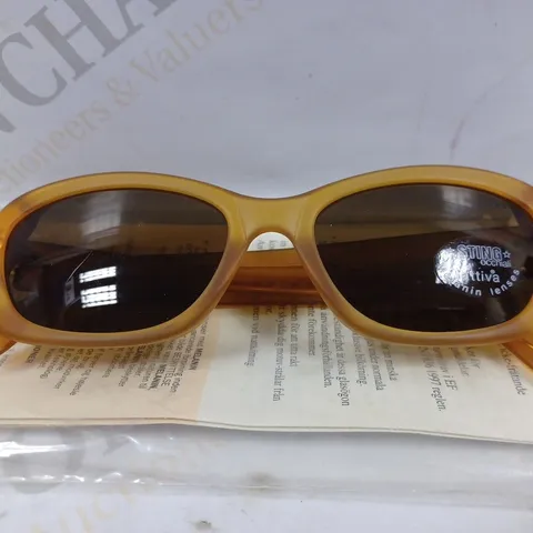 BOX OF APPROX 9 PAIRS OF STING ORANGE 6139 SUNGLASSES 