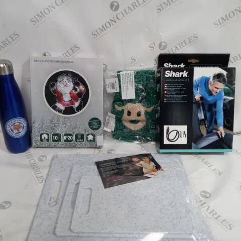 BOX OF APPROXIMATELY 12 ASSORTED ITEMS TO INCLUDE - LEICESTER CITY FOOTBALL CLUB - LED SANTA - UNBRANDED CHOPPING BOARD ECT