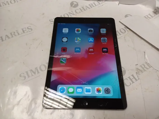 APPLE A1474 IPAD AIR 