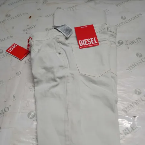 DIESEL D-EBBEY L32 PANTS IN WHITE - W30 L 32