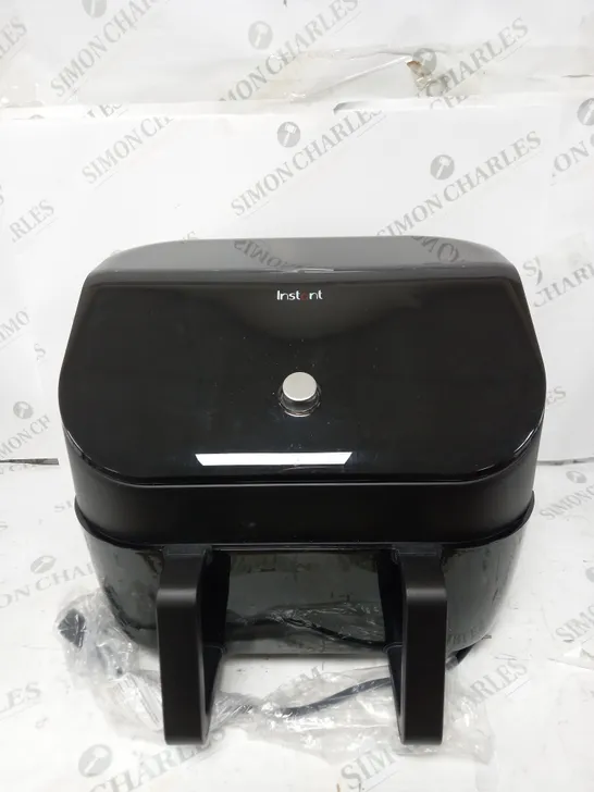 BOXED INSTANT VORTEX PLUS VERSAZONE AIR FRYER 