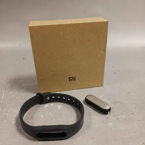 BOXED XIAOMI LIGHTWEIGHT SMARTBAND 