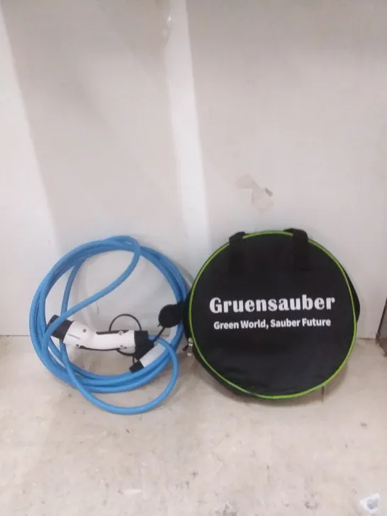 BOXED GRUEN SAUBER ELECTRIC CAR CHARGER LEAD