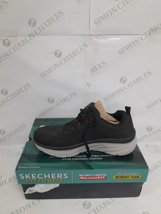 BOXED SKETCHERS D'LUX TRAINERS SIZE 8