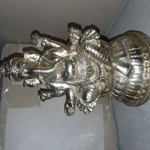 2 BOXES OF 4 GOLD GANESH ORNAMENTS 
