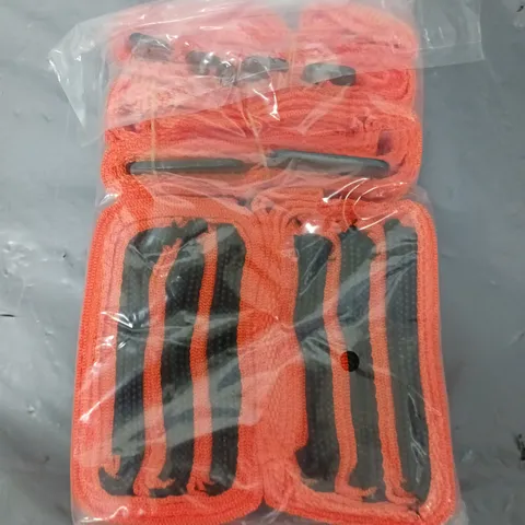 APPROXIMATELY 25 MOUNTABLE LIFTING STRAPS IN ORANGE/BLACK