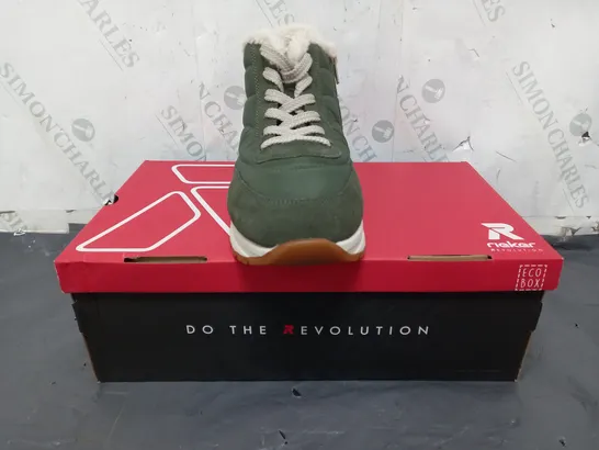 BOXED PAIR OF RIEKER SHOES IN GREEN SIZE 6