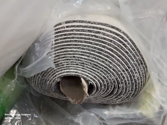 ROLL OF QUALITY SUPERTWIST AB CARPET // APPROX SIZE: 4 X 15m