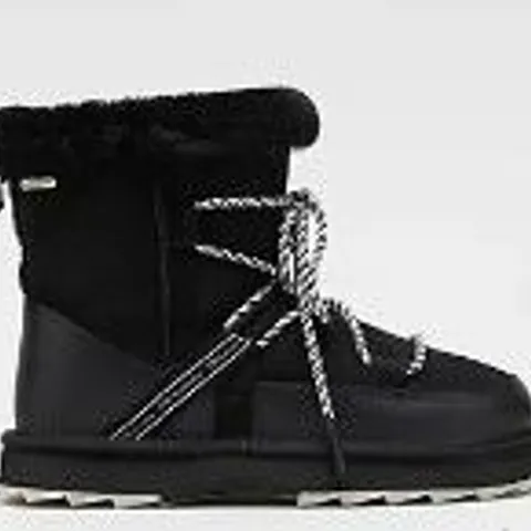 EMU SHARKY BLURRED WATERPROOF SHEEPSKIN BOOT BLACK SIZE 4