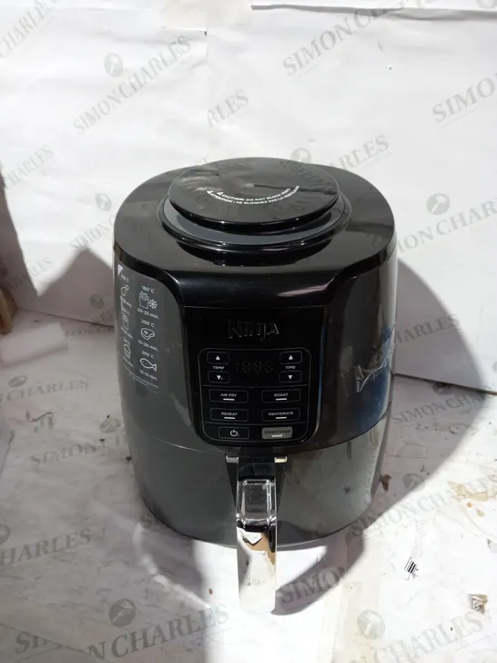 NINJA 3.8L AIR FRYER 