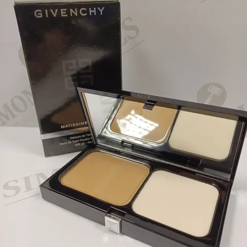 GIVENCHY MATISSIME VELVET RADIANT MAT POWDER FOUNDATION 9G - #05 MAT HONEY 