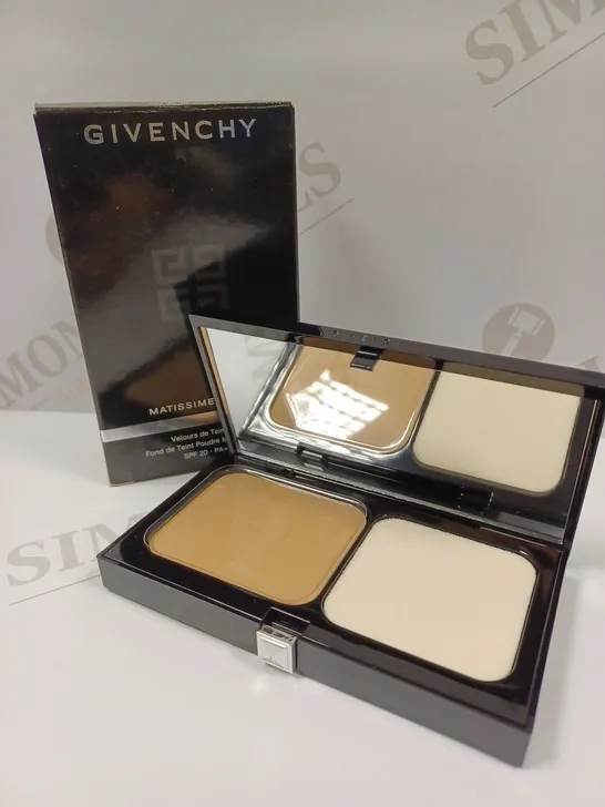 GIVENCHY MATISSIME VELVET RADIANT MAT POWDER FOUNDATION 9G - #05 MAT HONEY 