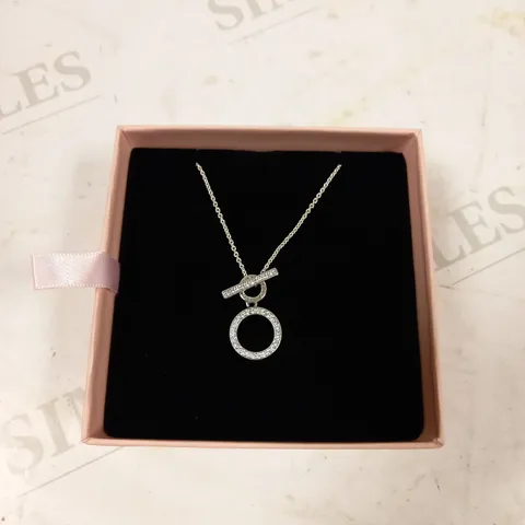 DESIGNER SILVER EFFECT CIRCLE PENDANT NECKLACE 