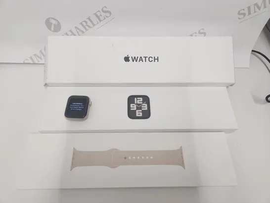 APPLE WATCH SE 40MM STARLIGHT ALUMINUM SMART WATCH