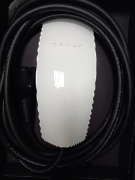 BOXED TESLA WALL CONNECTOR CHARGE POINT