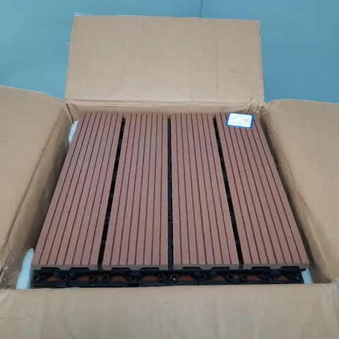 BOXED SYNTHETIC PLASTIC WOOD FLOORING