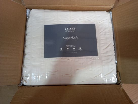 SUPERSOFT BY COZEE HOME SEERSUCKER DUVET SET - KING