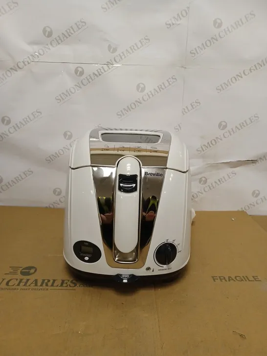 BREVILLE EASY CLEAN DIGITAL FRYER 