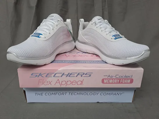 BOXED PAIR OF SKECHERS SHOES IN WHITE/METALLIC SILVER UK SIZE 4