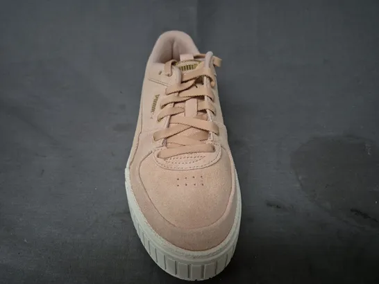 BOXED PAIR OF PUMA WOMEN'S CALI SPORT TONAL SHOES IN MARSHMALLOW UK SIZE 6