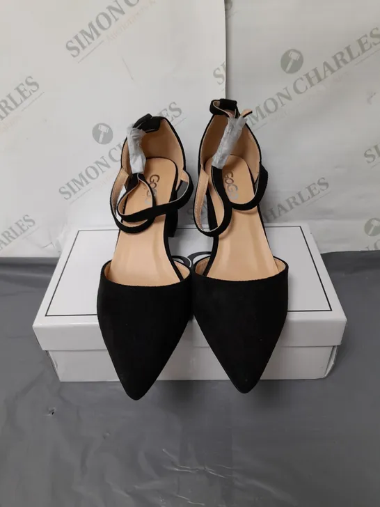 GOGO LADIES BLACK SANDALS SIZE EU 40