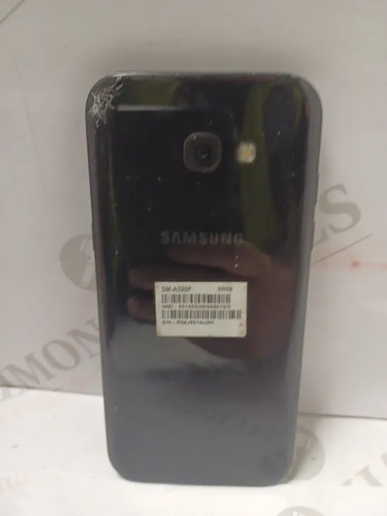 SAMSUNG GALAXY A5 MOBILE PHONE IN BLACK