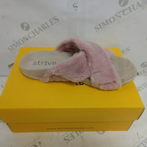 boxed strive nora pink sizes 7 