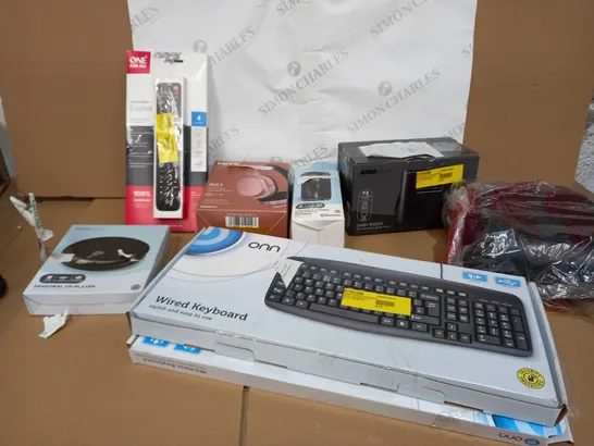 BOX OF APPROXIMATELY 30 ITEMS TO INCLUDE A WIRELESS KEYBOARD, A PAIR OF RX1 WIRELESS HEADPHONES, A PORTAB;E BLUETOOTH SPEAKER AND A EVOLVE TV REMOTE