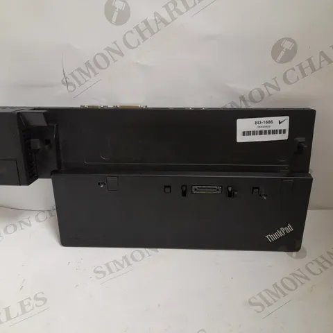 LENOVO 40A1 THINKPAD PRO DOCKING STATION	