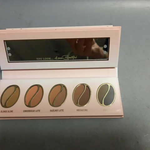 BOXED PLOUISE BROW BEANS PALLETTE