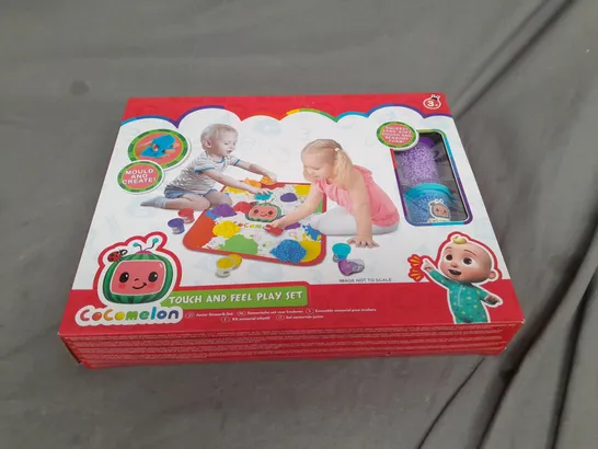 COCOMELON TOUCH AND FEEL PLAY SET