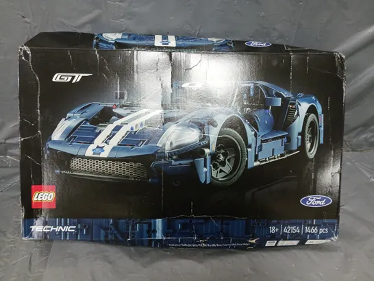 BOXED LEGO TECHNIC 2022 FORD GT [SET 42145] RRP £210