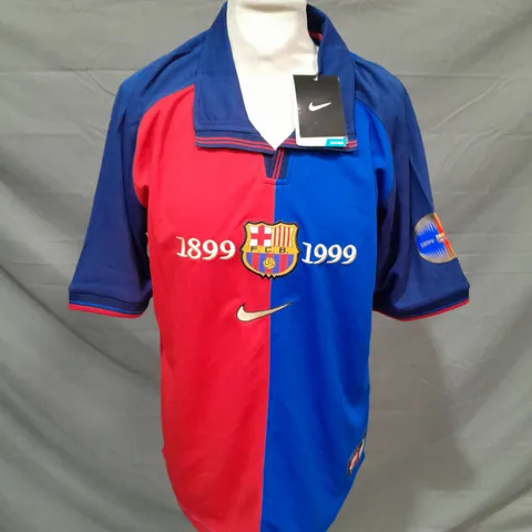 NIKE BARCELONA FOOTBALL SHIRT 1899-1999 - RONALDINHO 10 -LARGE