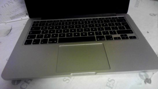 SILVER MACBOOK PRO CORE I5