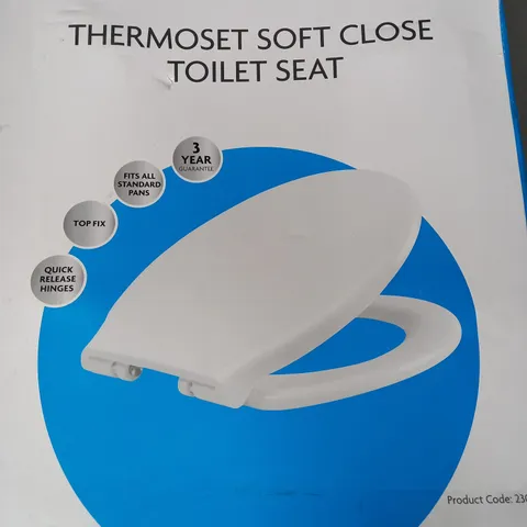 BOXED EBB + FLO THERMOSET SOFT CLOSE TOILET SEAT