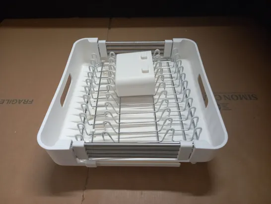 WHITE PLASTIC DRAINER AND PLATE STAND