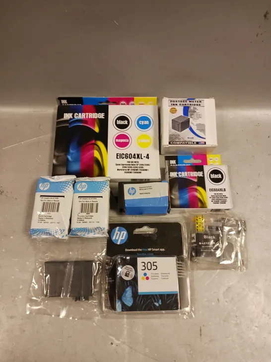 APPROXIMATELY 30 ASSORTED PRINTER INK CARTRIDGES TO INCLUDE HP 305, HP 61, 604XL