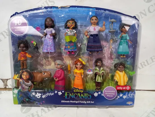 DISNEY ENCANTO ULTIMATE MADRIGAL FAMILY GIFT SET