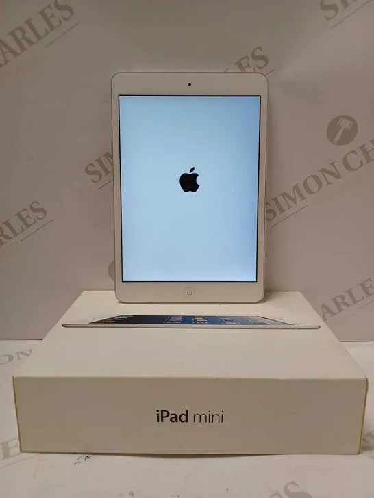 APPLE IPAD MINI - WHITE A1489 