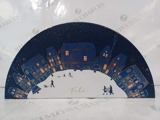 TILI FESTIVE SCENE SEMI-CIRCLE STORAGE BOX IN NAVY