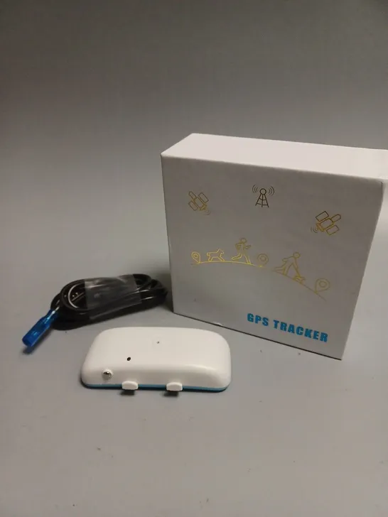 BOXED UNBRANDED SMART GPS PET TRACKER 