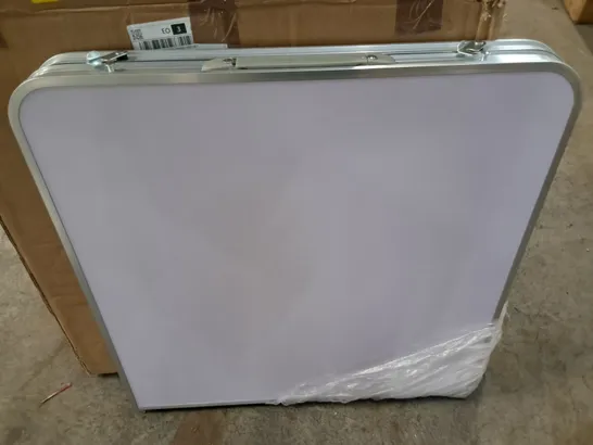 BOXED 4FT FOLDING CAMPING TABLE