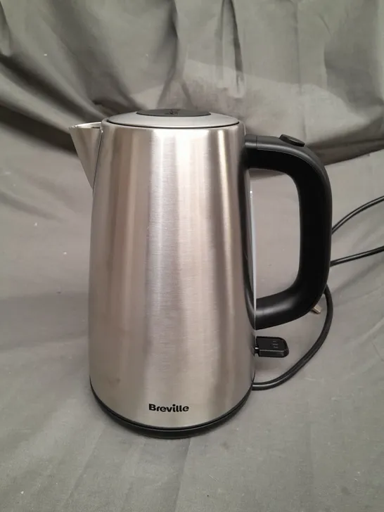 BREVILLE STAINLESS STEEL JUG KETTLE 