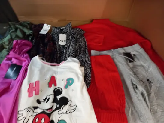 LARGE QUANTITY OF ASSORTED CLOTHING ITEMS TO INCLUDE PRETTY LITTLE THING, ZARA AND DISNEY