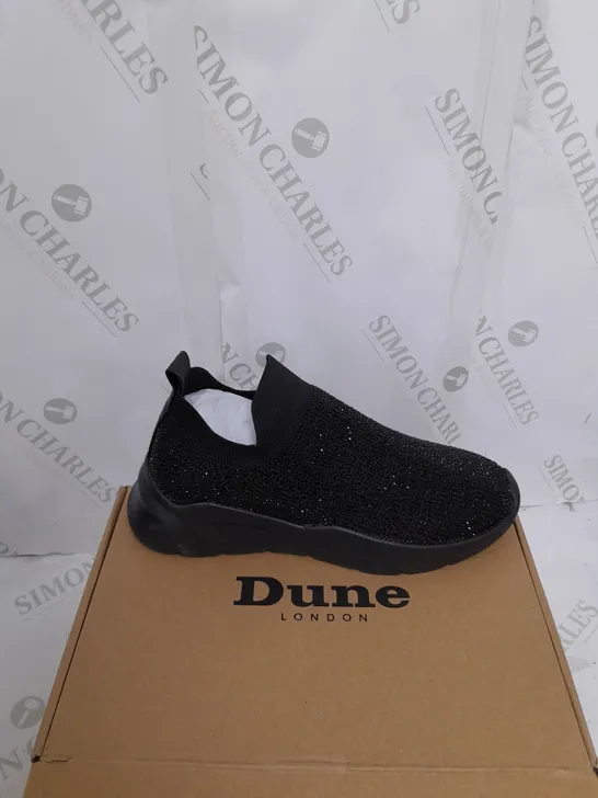 BOXED PAIR OF DUNE LONDON ELIXIR SPORT SHOES IN BLACK SIZE 6