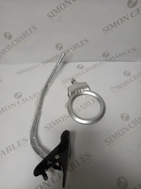 CLIP-STYLE METAL HOSE MAGNIFYING GLASS WITH LED LIGHT 