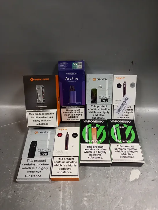 APPROXIMATELY 20 ASSORTED E-CIGARETTE PRODUCTS/ACCESSORIES TO INCLUDE INNOKIN, ASPIRE, GEEK VAPE ETC 