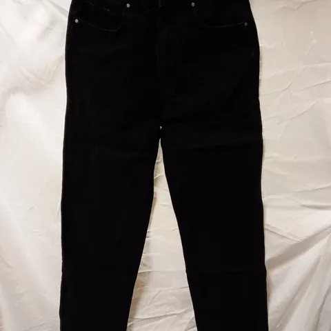 APPROX 18 BRAND NEW COTTON:ON BAGGY STRAIGHT JEAN, MIDNIGHT BLACK, SIZE 6