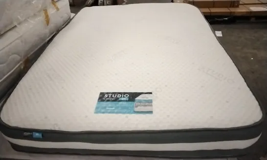 STUDIO BY SILENTNIGHT GEL MATTRESS - APPROXIMATELY 135X190CM