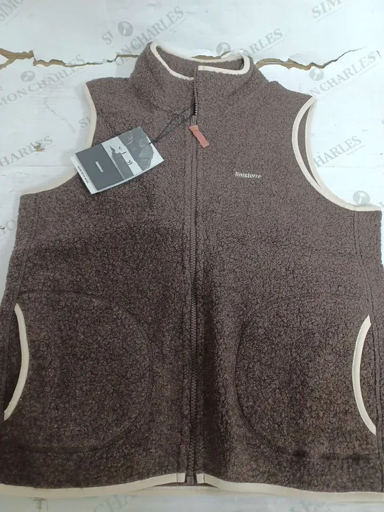 FINISTERRE HEGER FLEECE GILET IN BROWN - SIZE 10